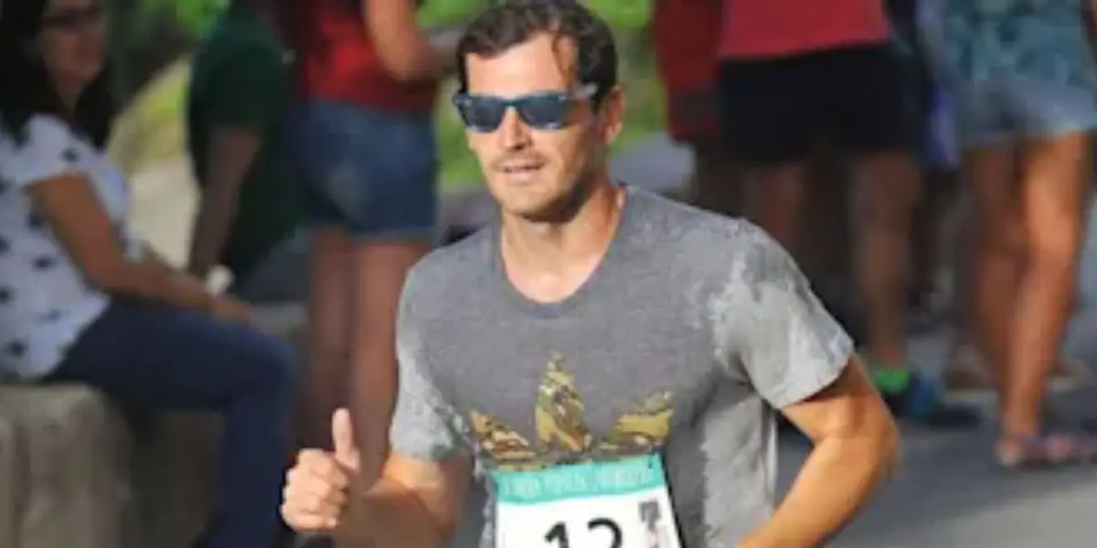 Alejado del fútbol profesional decidió dar un giro a su vida