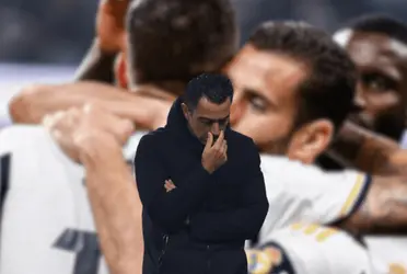 El Barcelona fue humillado en México por el América y Xavi pide refuerzos para sobrellevar este papelón.