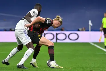 El central alemán cumplió con creces su tarea de anular al jugador del City.