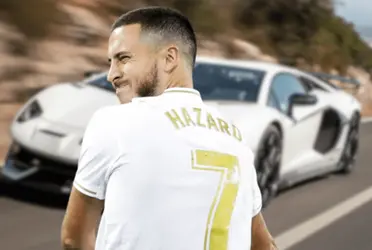 El delantero belga no tiene club y podría seguir su carrera jugando en la Premier League.