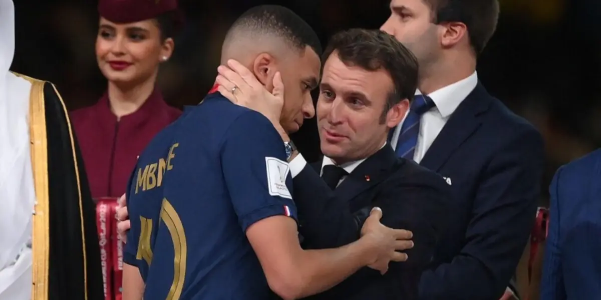 El delantero francés no se achicó ante el presidente de Francia.
