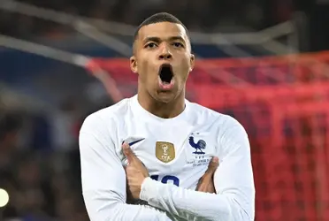 El delantero marcó un gol de penal en el amistoso con su selección, tras haber errado uno antes.