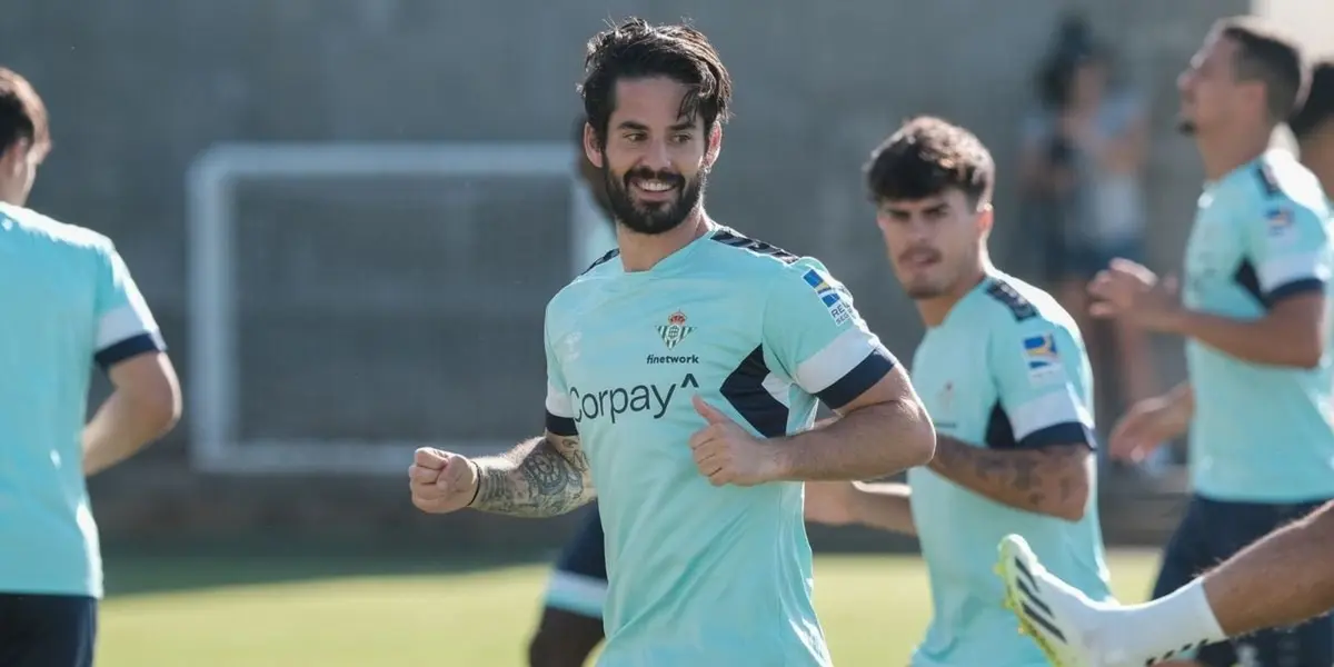 El ex Real Madrid ya fue presentado como nuevo refuerzo del equipo español