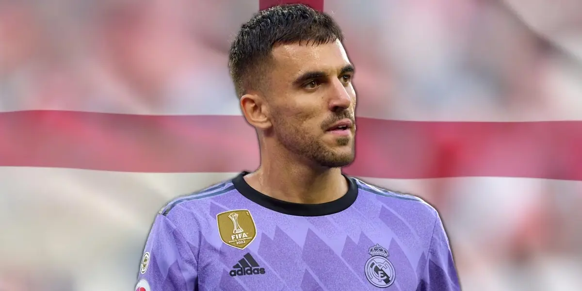 El mediocampista aún no ha renovado y aviva los rumores con un viaje inesperado.