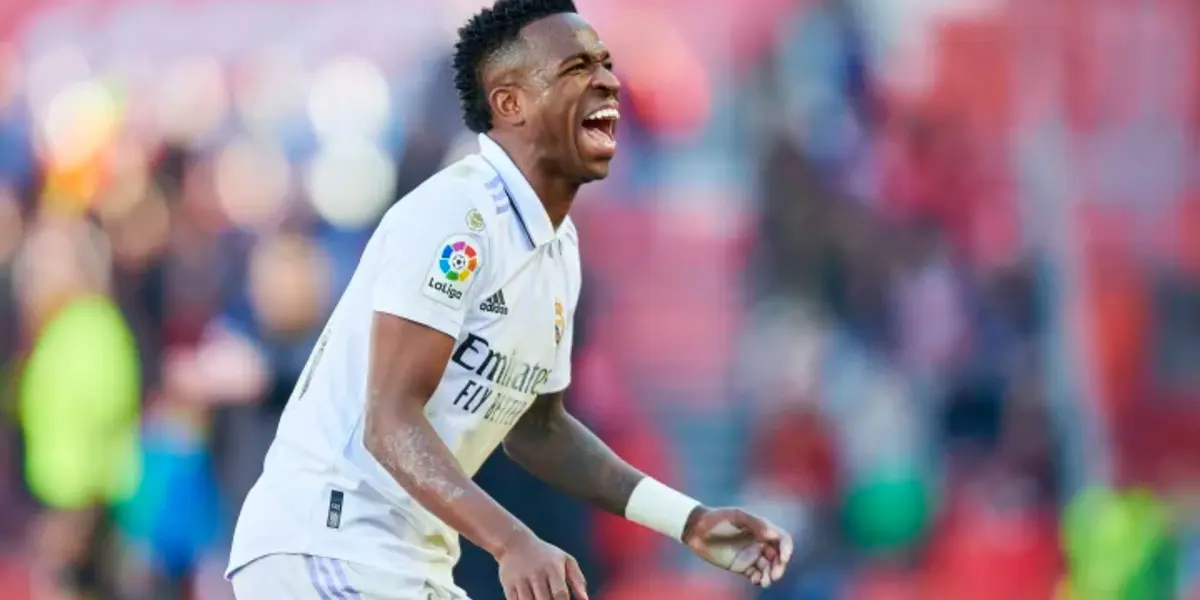 El talentoso delantero brasileño está harto de las agresiones y lo hizo saber apuntando a quienes no hacen nada para detenerlas