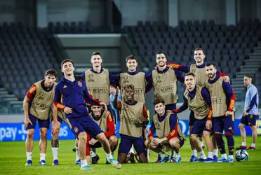 España quiere sellar su clasificación.