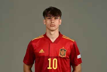 FIFA demora los papeles para el traspaso del delantero al Real Madrid