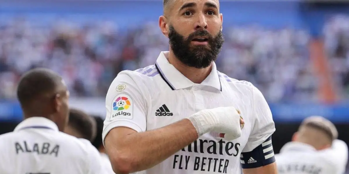 Karim Benzema, el útlimo Balón de Oro, extendería su contraro hasta el año 2024 pero solicitaría un reemplazante de garantías.