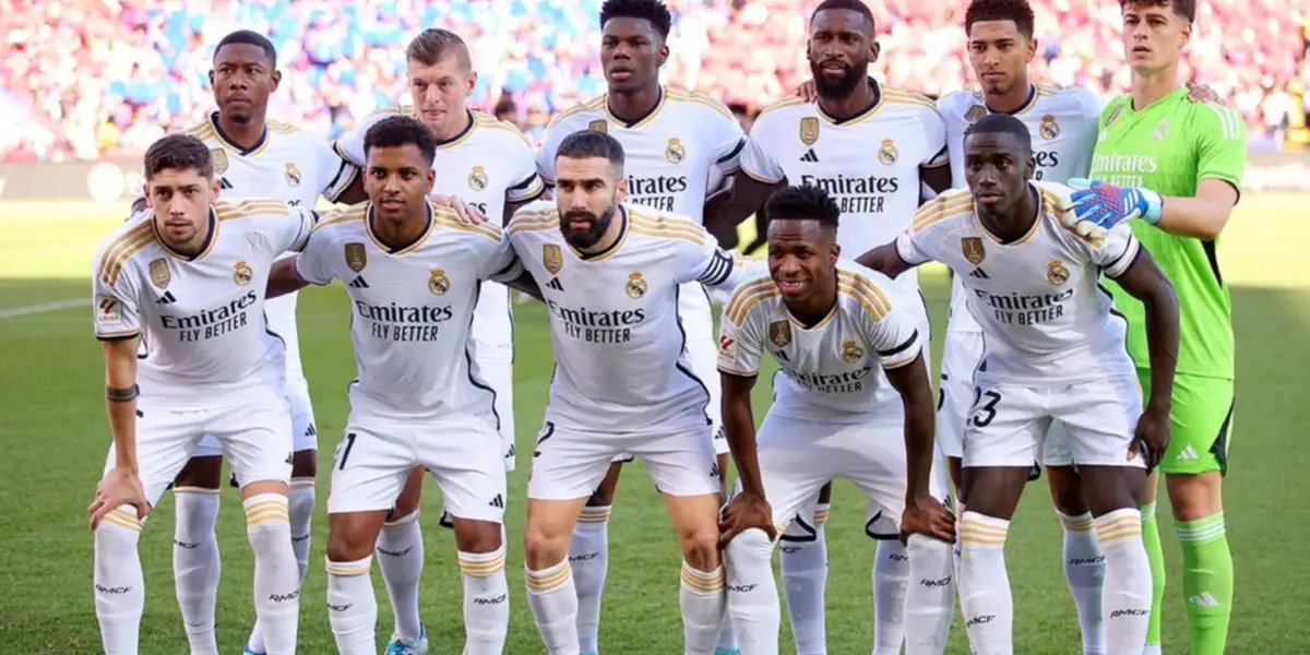 La plantilla del Real Madrid posa antes de un partido. Imagen: Meridiano.