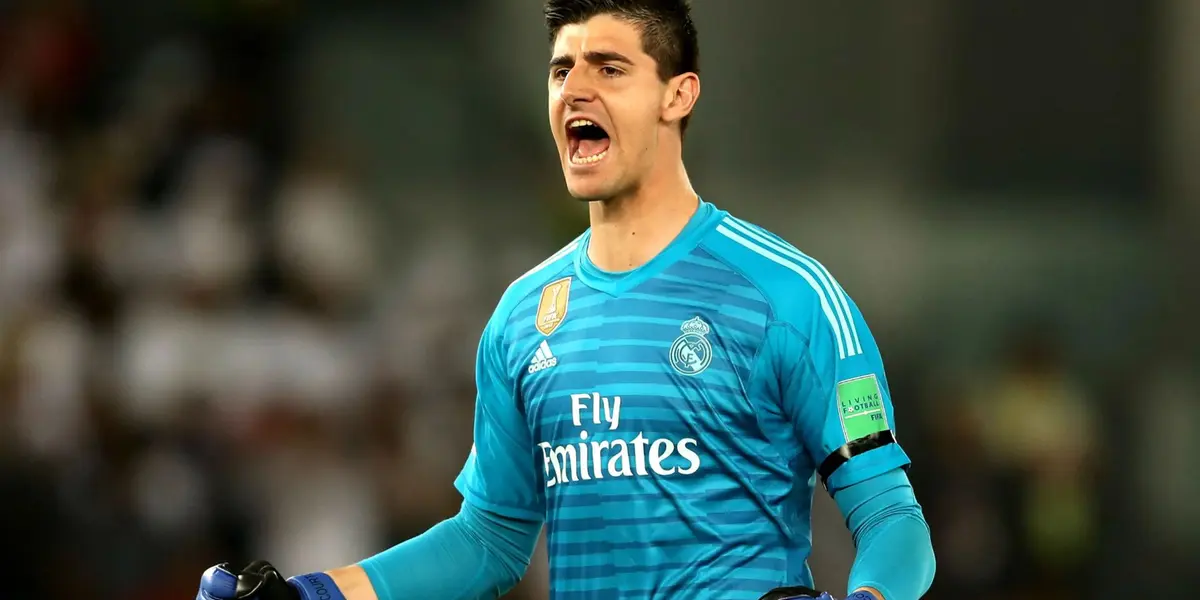 Thibaut Courtois celebra un gol del Madrid. Imagen: Goal.com