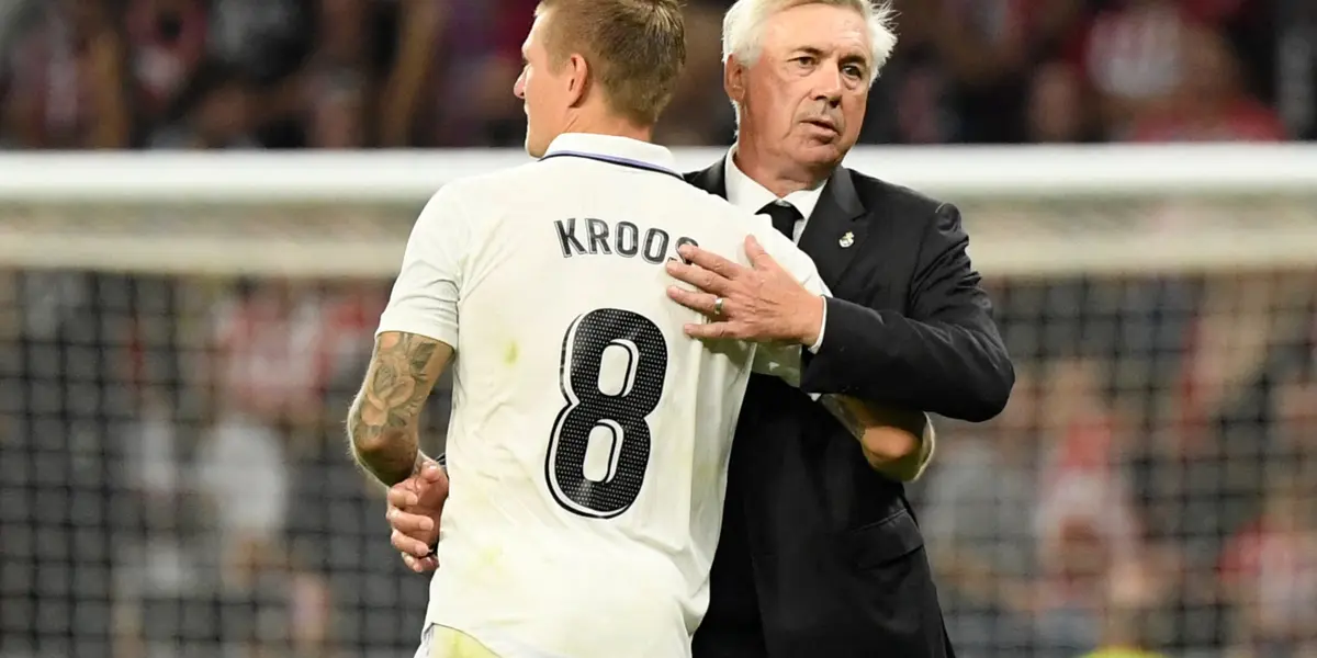Toni Kroos y Ancelotti se abrazan tras un partido. Imagen: Okdiario.