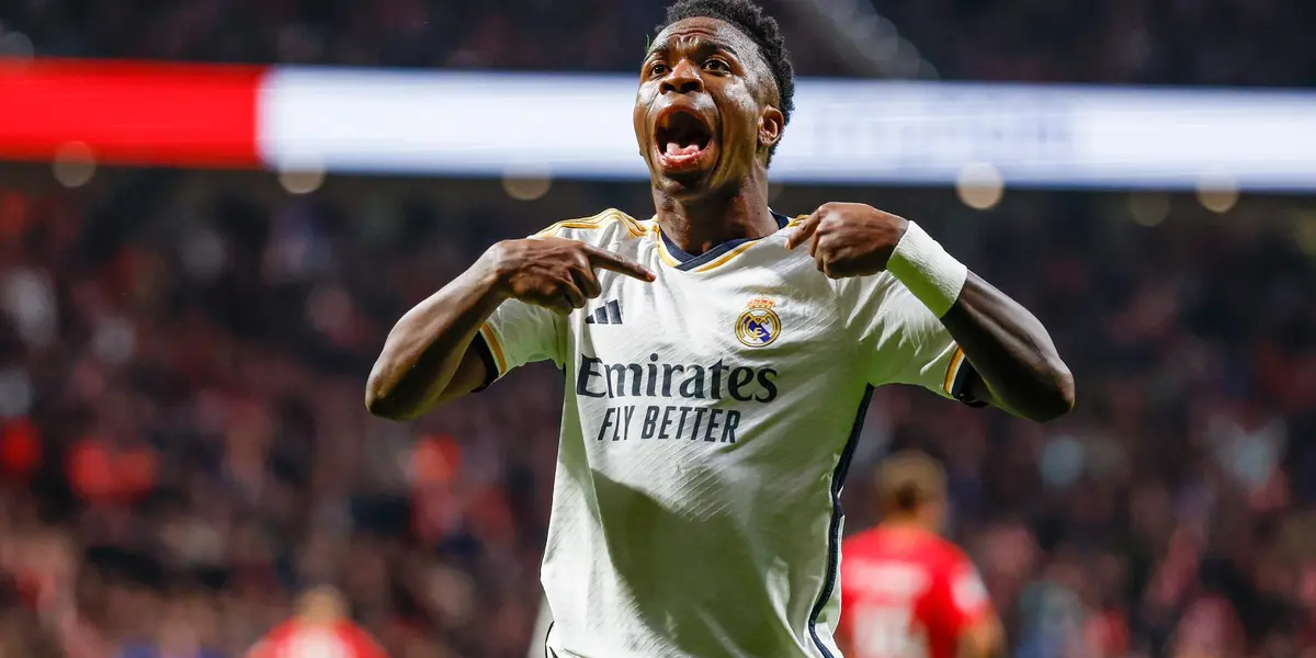 Vinicius reivindica su golazo con el hombro y prende fuego las redes sociales